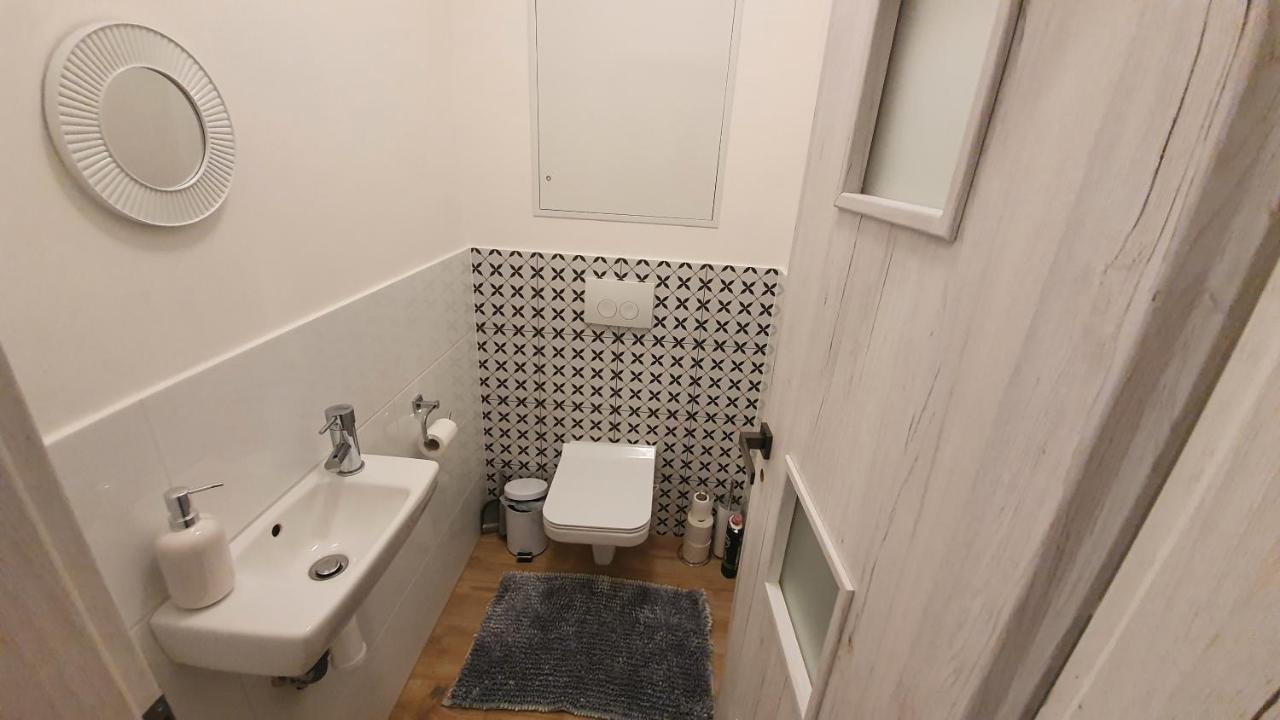 Cozy Studio With Netflix - Apartmanovy Dom Bernard Vysoké Tatry Exterior foto